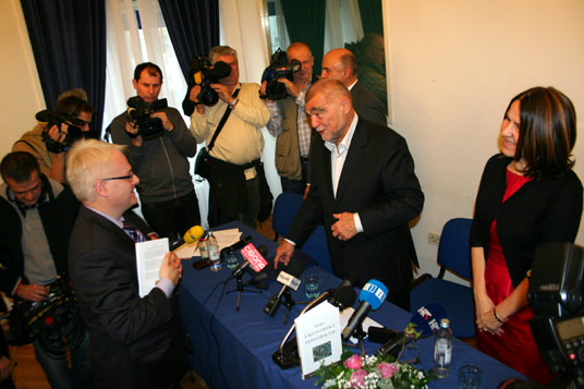 Former Croatian President Stjepan Mesić, President of the Republic of Croatia Ivo Josipović, and Vice President of The Geoeconomic forum Jasna Plevnik.