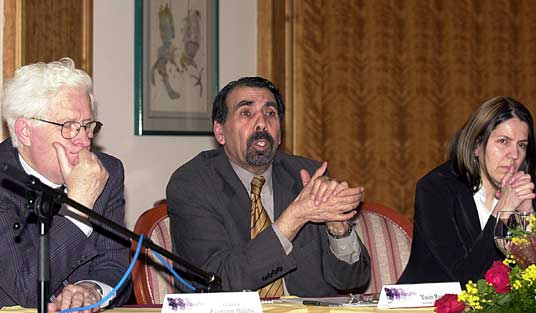 President of Geoeconomic forum Zvonimir Baletić, a lecturer Yasin Rawashdeh, Vice President of Geoeconomic forum Jasna Plevnik (from left to right)